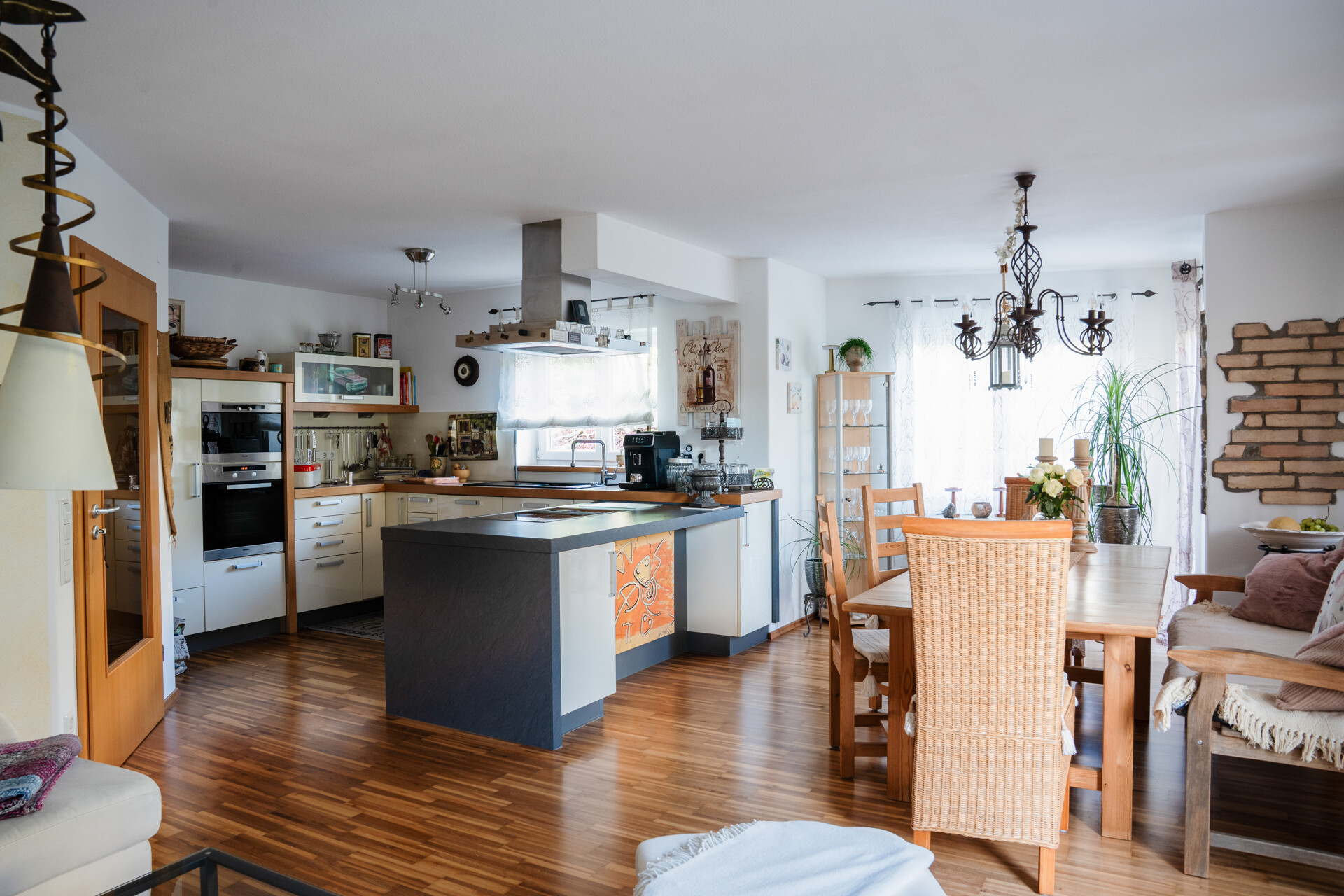 Wohn- und Essbereich