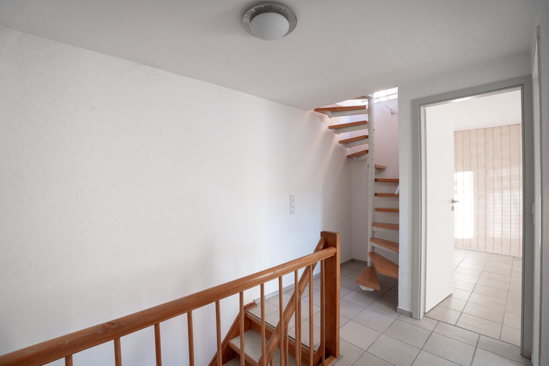 Aufgang zum Studio Aufgang zum Studio