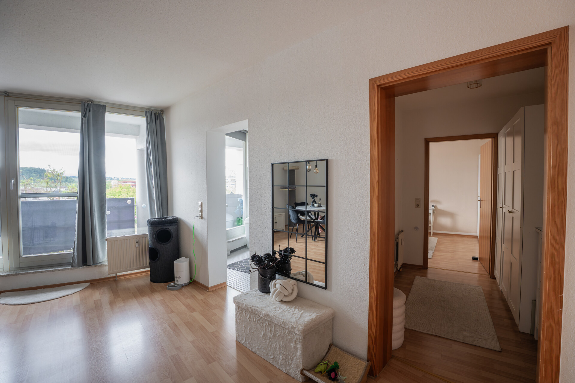 Blick zum Schlafzimmer Blick zum Schlafzimmer